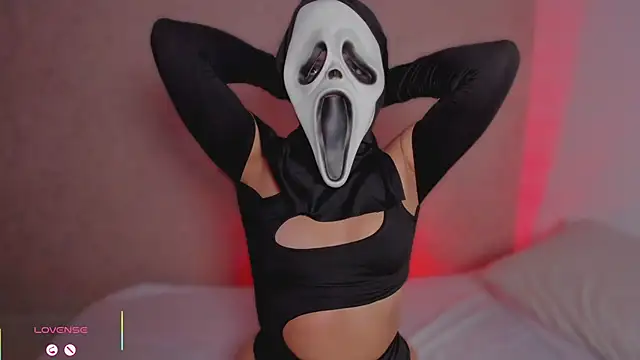 hanna lee02 online show from October 29, 2025, 12:29 pm