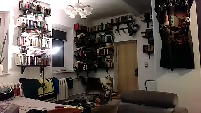 sunr1sa online show from February 28, 2025, 5:26 pm