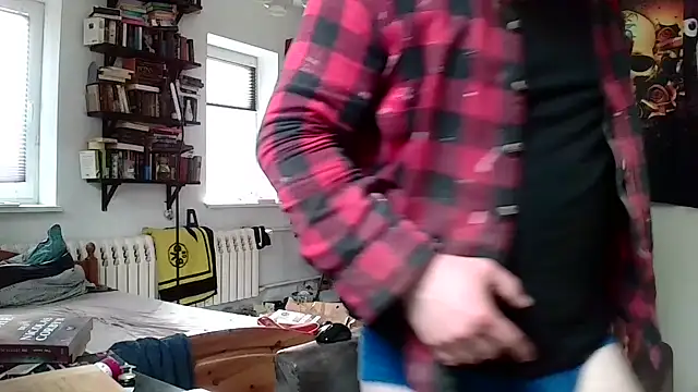 sunr1sa online show from March 11, 2025, 3:34 pm