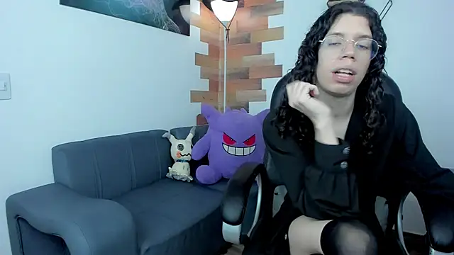 Angel Dust18 online show from February 10, 2025, 8:10 pm