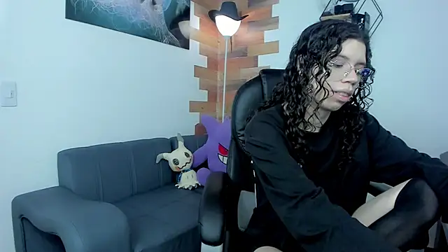 Angel Dust18 online show from February 22, 2025, 8:20 pm