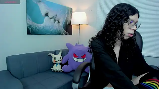 Angel Dust18 online show from October 13, 2025, 3:01 pm