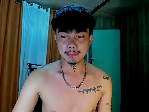 cutievrinx online show from November 26, 2025, 9:54 am