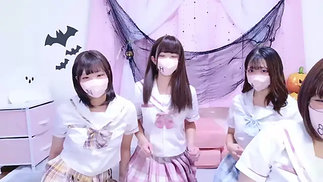 841 yayoi online show from October 26, 2025, 4:40 am