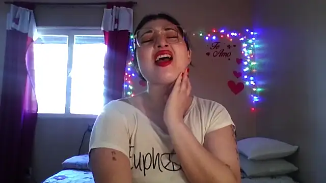 imsohornydacom online show from February 21, 2026, 5:47 pm