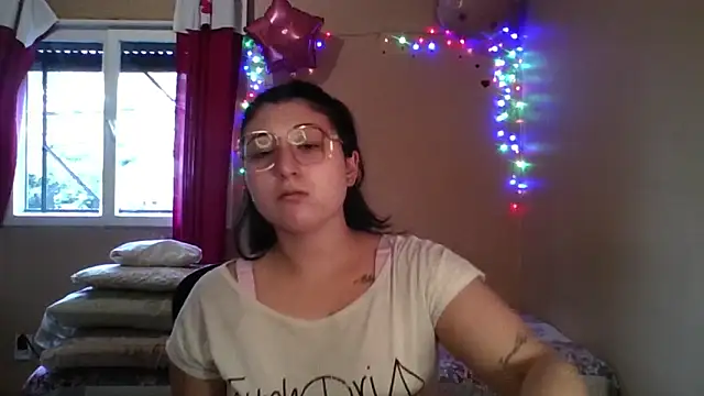 imsohornydacom online show from April 2, 2026, 7:11 pm