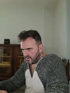 Snapshot of pachapeter chatting on March 18, 2026, 9:45 am pachapeter online show from March 18, 2026, 9:45 am