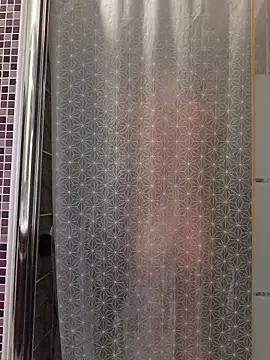 Snapshot of pachapeter chatting on April 15, 2026, 6:37 pm pachapeter online show from April 15, 2026, 6:37 pm