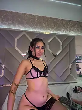 Snapshot of Sara_Foxx1 chatting on March 13, 2025, 3:00 am Sara Foxx1 online show from March 13, 2025, 3:00 am