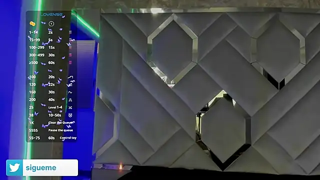 Snapshot of Sara_Foxx1 chatting on September 25, 2025, 8:56 pm Sara Foxx1 online show from September 25, 2025, 8:56 pm