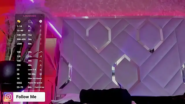 Snapshot of Sara_Foxx1 chatting on November 3, 2025, 7:04 pm Sara Foxx1 online show from November 3, 2025, 7:04 pm