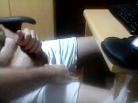 MORENOGOSTOSO12345 online show from February 15, 2026, 9:44 pm