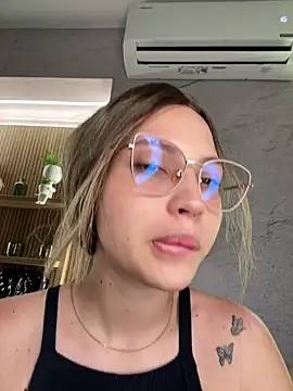 Ary1  online show from October 18, 2025, 3:31 am