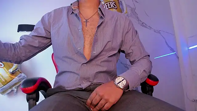 Snapshot of Paolo_johnson chatting on September 26, 2025, 11:47 am Paolo johnson online show from September 26, 2025, 11:47 am