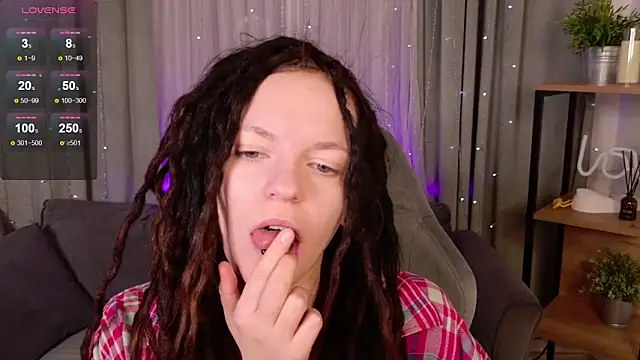 CoreyJane online show from October 12, 2025, 4:44 am