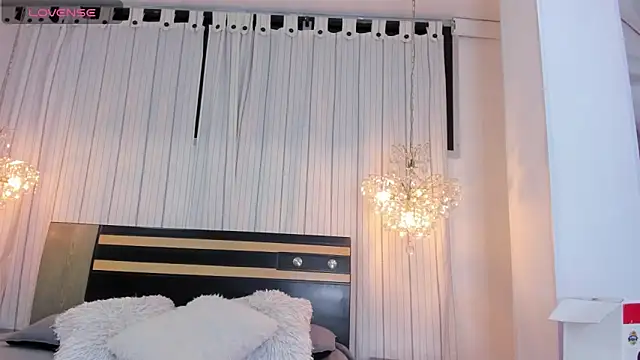 Snapshot of DahianaLincoln chatting on January 4, 2025, 7:55 pm DahianaLincoln online show from January 4, 2025, 7:55 pm