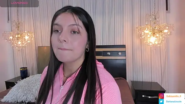 Snapshot of DahianaLincoln chatting on January 22, 2025, 1:53 am DahianaLincoln online show from January 22, 2025, 1:53 am