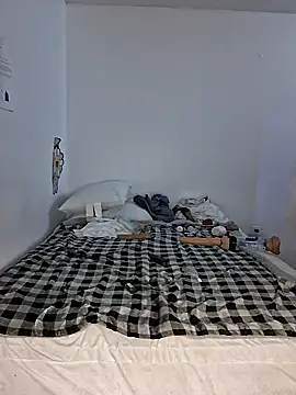 Puffgettingstuffed online show from December 23, 2025, 9:18 am