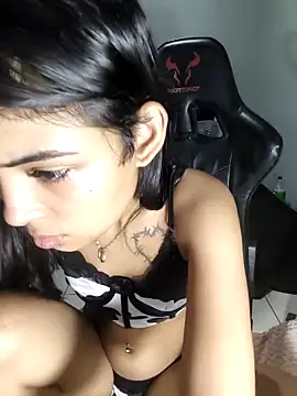 Livia Diaz online show from April 17, 2026, 5:21 am