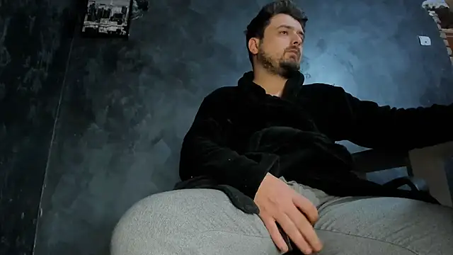 Snapshot of Master_Mark_Wayne chatting on February 17, 2026, 12:51 am Master Mark Wayne online show from February 17, 2026, 12:51 am