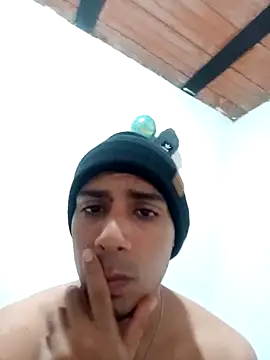 Snapshot of bonehur chatting on February 8, 2025, 3:41 am bonehur online show from February 8, 2025, 3:41 am