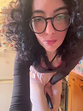 Snapshot of Strawberry_queen91 chatting on April 22, 2026, 3:57 pm Strawberry queen91 online show from April 22, 2026, 3:57 pm