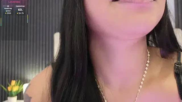 Madiee Rhea online show from April 11, 2026, 7:51 pm