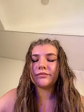 Holy Tereza online show from August 2, 2026, 3:54 pm