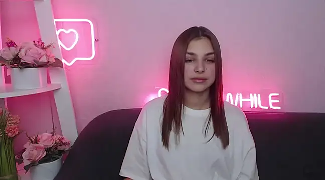 Snapshot of MilanaAngelAs chatting on January 11, 2025, 5:41 am MilanaAngelAs online show from January 11, 2025, 5:41 am