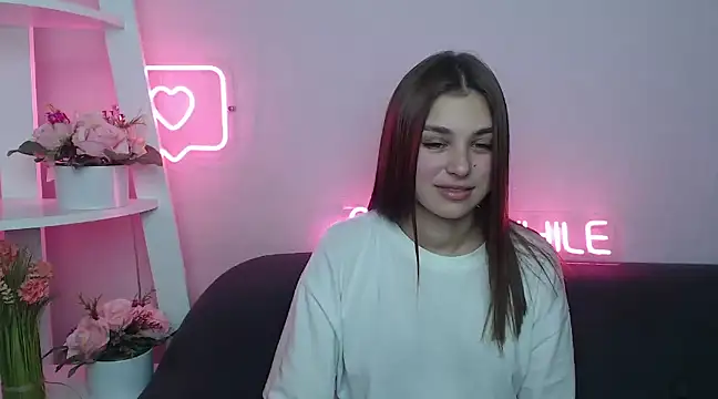 Snapshot of MilanaAngelAs chatting on January 11, 2025, 5:40 pm MilanaAngelAs online show from January 11, 2025, 5:40 pm