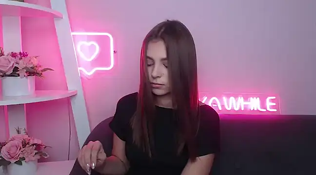 Snapshot of MilanaAngelAs chatting on February 17, 2025, 5:36 am MilanaAngelAs online show from February 17, 2025, 5:36 am