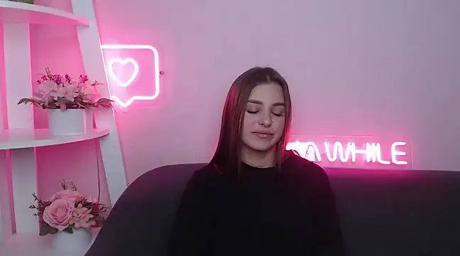 Snapshot of MilanaAngelAs chatting on February 22, 2025, 3:03 pm MilanaAngelAs online show from February 22, 2025, 3:03 pm