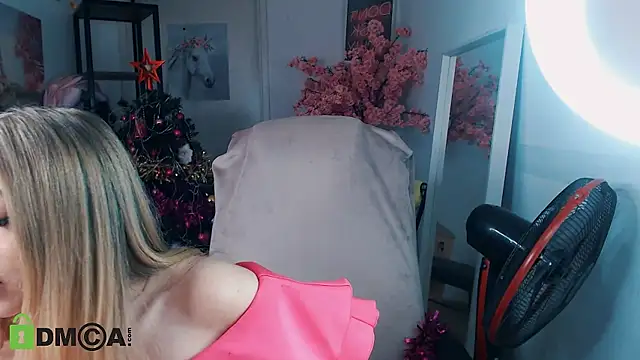 Snapshot of _KittyBoo chatting on January 2, 2025, 4:46 pm KittyBoo online show from January 2, 2025, 4:46 pm