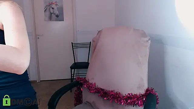 Snapshot of _KittyBoo chatting on March 21, 2025, 8:17 am KittyBoo online show from March 21, 2025, 8:17 am