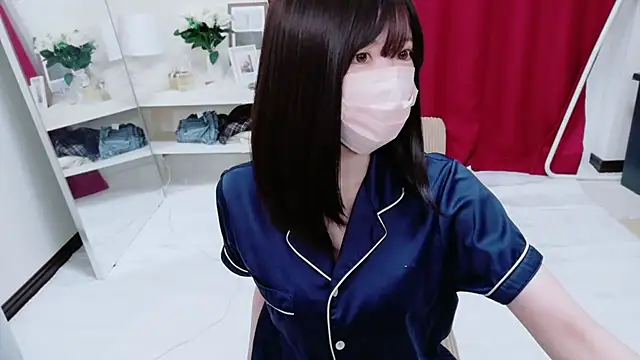  mi tsu ki  online show from July 4, 2026, 10:49 pm