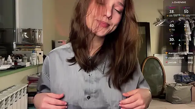 Snapshot of Addelin_Moon chatting on November 5, 2025, 4:51 pm Addelin Moon online show from November 5, 2025, 4:51 pm