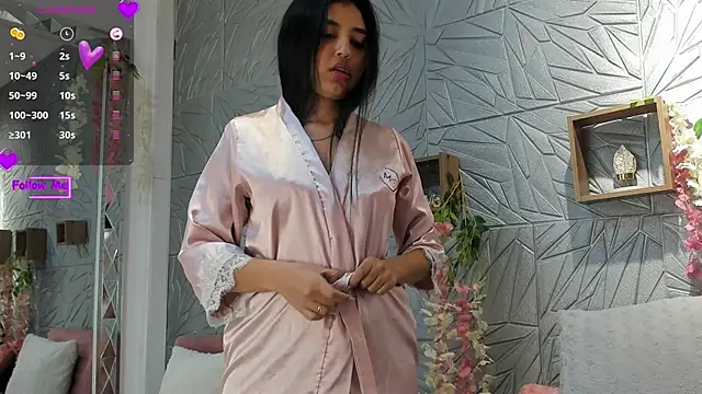 Snapshot of LilithKlain_ chatting on December 14, 2024, 4:20 pm LilithKlain online show from December 14, 2024, 4:20 pm