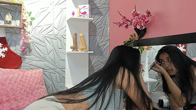 Snapshot of LilithKlain_ chatting on December 30, 2024, 12:31 pm LilithKlain online show from December 30, 2024, 12:31 pm