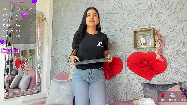 Snapshot of LilithKlain_ chatting on February 24, 2025, 4:26 pm LilithKlain online show from February 24, 2025, 4:26 pm