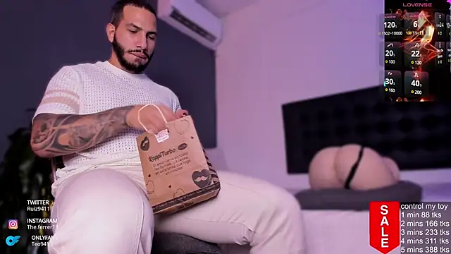 Snapshot of Matt_Ferrer chatting on October 6, 2025, 8:28 pm Matt Ferrer online show from October 6, 2025, 8:28 pm