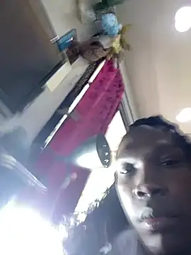 KandyHot  online show from April 1, 2026, 1:41 pm