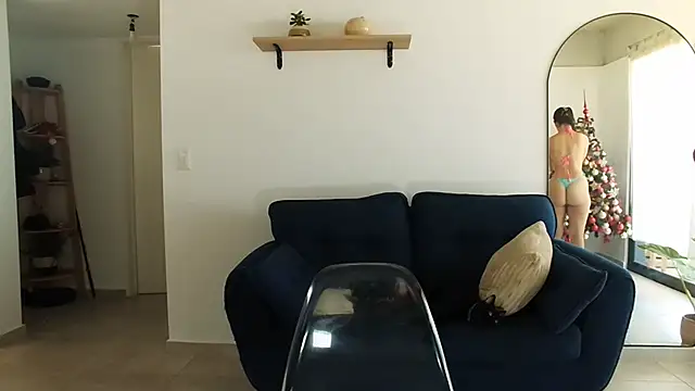 Snapshot of Melisa_cream chatting on December 7, 2024, 5:53 pm Melisa cream online show from December 7, 2024, 5:53 pm