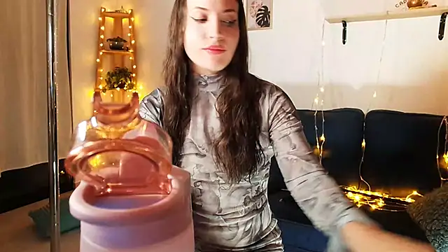 Snapshot of Melisa_cream chatting on January 14, 2025, 3:01 am Melisa cream online show from January 14, 2025, 3:01 am