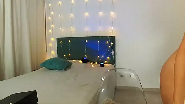 Snapshot of Melisa_cream chatting on February 13, 2025, 2:34 am Melisa cream online show from February 13, 2025, 2:34 am