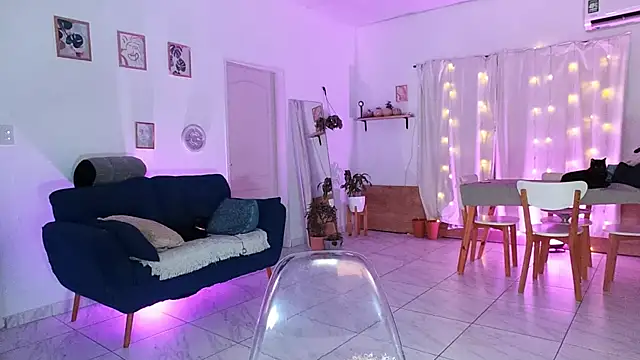 Snapshot of Melisa_cream chatting on September 15, 2025, 2:44 am Melisa cream online show from September 15, 2025, 2:44 am