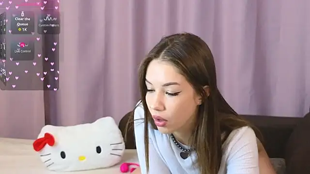 Snapshot of ellie_kramer chatting on September 19, 2025, 7:58 pm ellie kramer online show from September 19, 2025, 7:58 pm