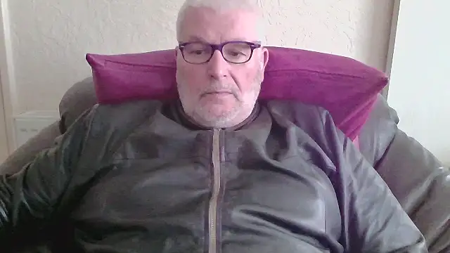 Leatherman63 online show from October 25, 2025, 8:55 am