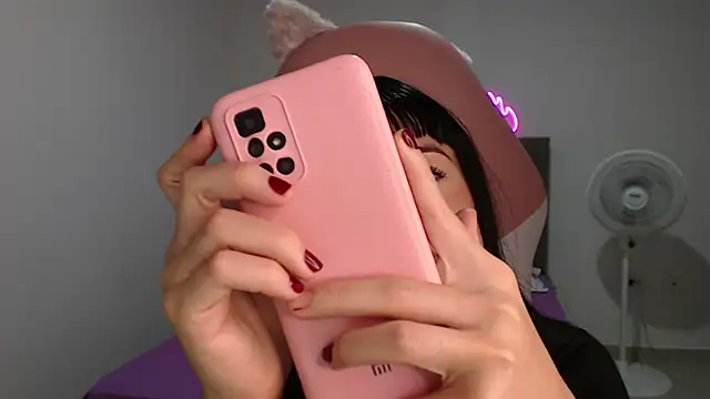 Snapshot of Caribbean_beauty_ chatting on March 23, 2025, 1:20 am Caribbean beauty online show from March 23, 2025, 1:20 am