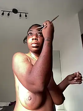 Snapshot of hotcoco28 chatting on January 7, 2025, 2:30 pm hotcoco28 online show from January 7, 2025, 2:30 pm