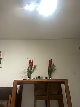 Snapshot of hotcoco28 chatting on February 5, 2025, 8:00 am hotcoco28 online show from February 5, 2025, 8:00 am